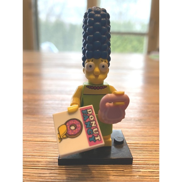 Lego Simpsons Series 1 Minifigure Marge With Magazine And Purse Retired - Picture 2 of 4